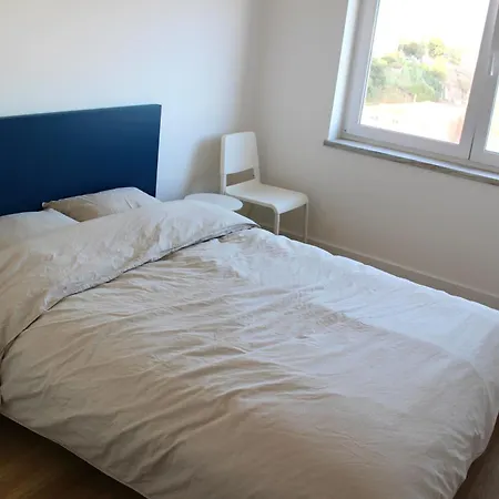 Privat bolig Modern With River Views, Sunrise & Friendly Cats *