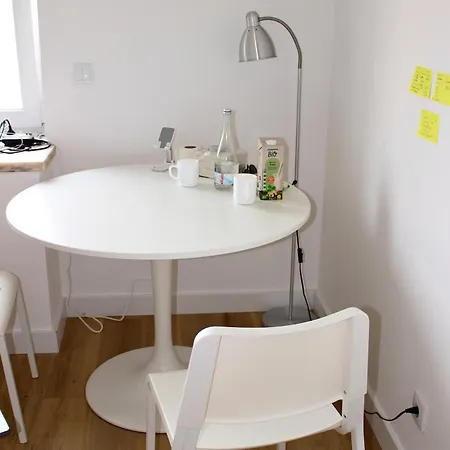 Modern With River Views, Sunrise & Friendly Cats Séjour chez l'habitant Lisboa